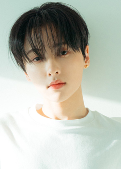 Lee Seong Ho (Rie - OnlyOneOf) (1996)