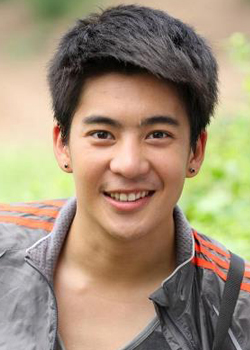 Akkaranat Ariyaritwikul (1988)