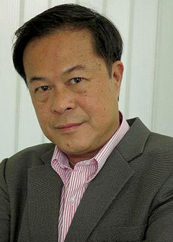 Alex Surapol Poonpiriya