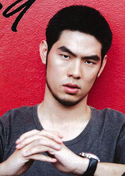 Apom Peerapol Kijreunpiromsuk (1990)