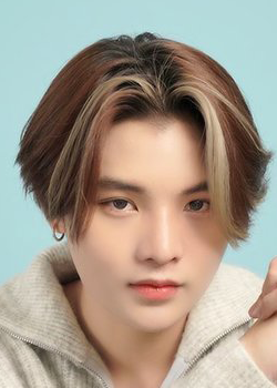 Boss Pongpak Pimsarn (2000)