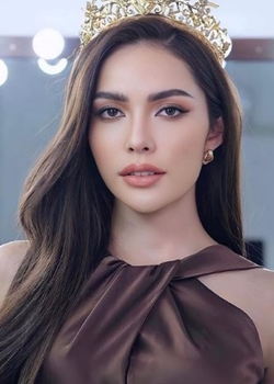 Charlotte Austin (1998)