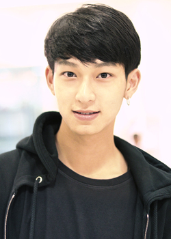 Chimon Wachirawit Ruangwiwat (2000)