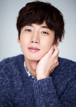 Choi Chang Yeob (1989)