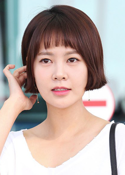 Choi Yoon Yeong (1986)