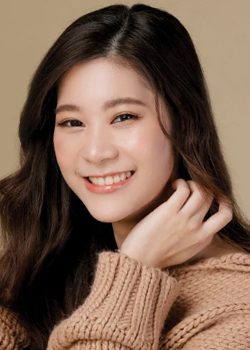 Earn Preeyaphat Lawsuwansiri (2001)