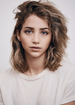 Emily Ellen Rudd (1993)