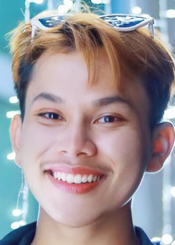 Four Thanapath Maneechot (1990)