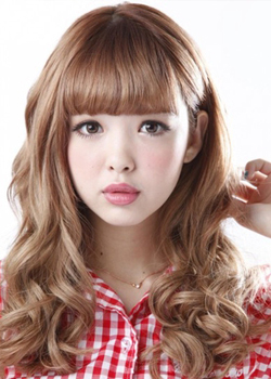 Fujita Nicole (1998)