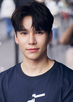 Gems Jassada Janmano (2004)