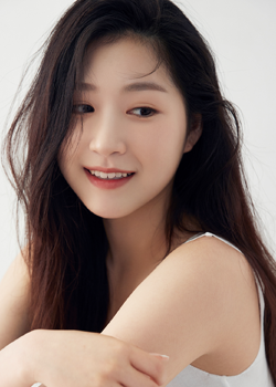 Kim Yoo Bin (Yubin - MAJOR9) (2002)