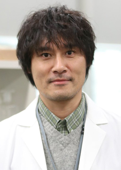 Hamada Manabu (1976)