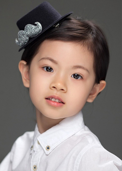 Hong Jeong Min (2010)