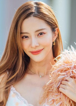 Jam Charuttha Imraporn (1989)