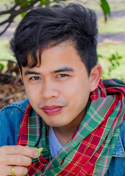 James Jathurong Phadungrat (1990)