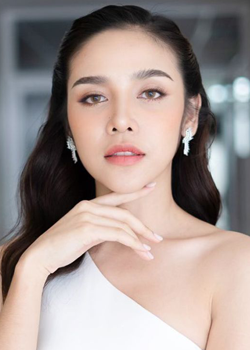 Jean Chertinnara Phongpeeradej (1996)