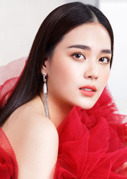 Jenny Chayissara Wattananawin (1998)