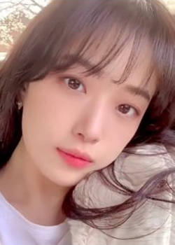 Jeong Ha Kyeong (1990)