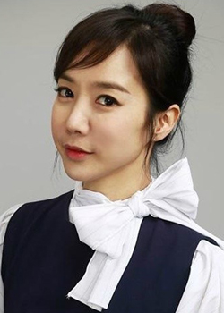 Jeong Jeong Ah (1977)