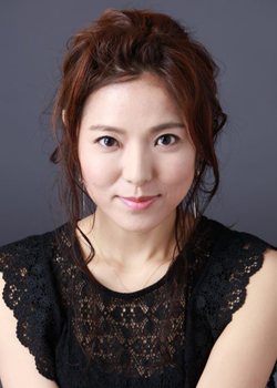 Kanasawa Yukari (1984)