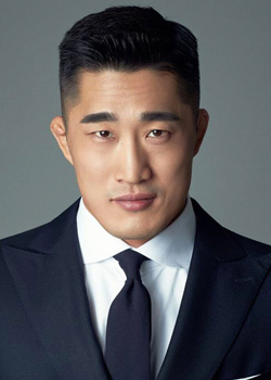 Kim Dong Hyeon (1981)