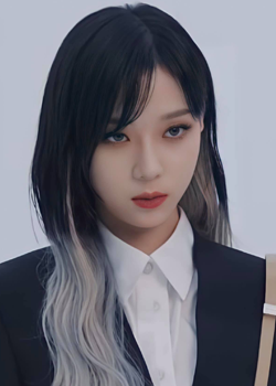 Kim Min Jeong (Winter - Aespa) (2001)