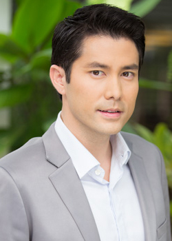 Smart Krissada Pornweroj (1977)