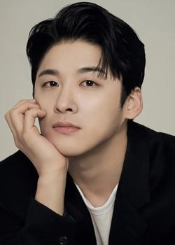 Kwon Seung Woo (1987)