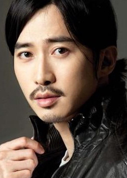 Lee Hyeon Bae (1982)