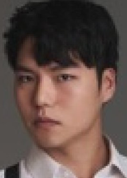 Lee Joon Yeong (1990)