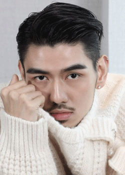 Mike Chinnarat Siriphongchawalit (1993)