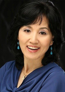 Min Kyeong Ok (1955)