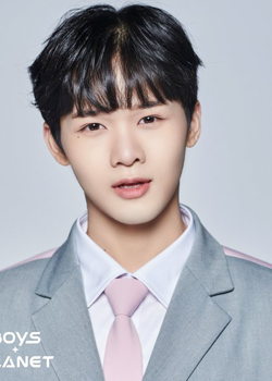 Min Thanakorn Wichanukroh (Min) (2000)