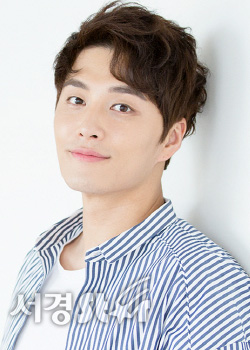 Min Woo Hyeok (1983)