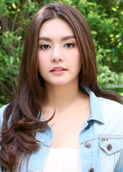 Mint Baramita Sakornchan (1993)