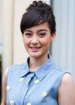 Mona Amolrada Chaiyadej (1997)