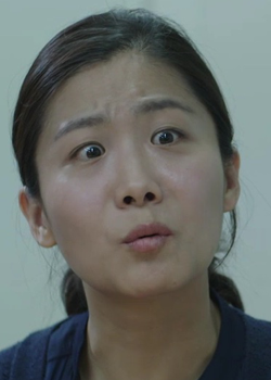 Moon Hyeon Jeong (1979)