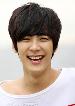 Moon Yong Seok (1993)