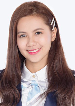 Namneung Milin Dokthian (BNK48) (1996)