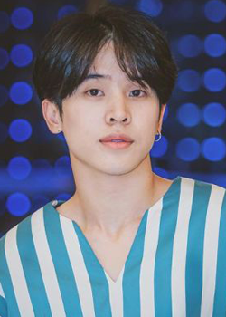 Namo Thanapat Phiukham (2000)