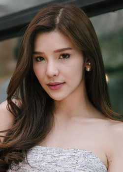 Belle Nanthikarn Singha (1992)