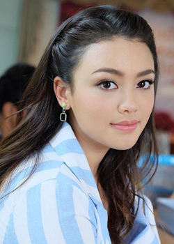 Natalie Panalee Varunwongse (1997)