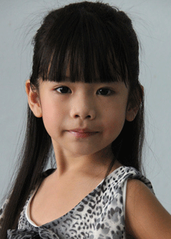 Natcha Chanaphak Janjitranon (2004)