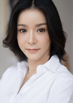 Nook Suttida Kasemsant Na Ayutthaya (1977)