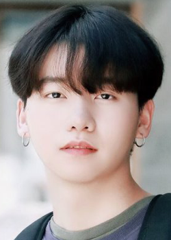 Peat Suchanon Chueluecha (2001)