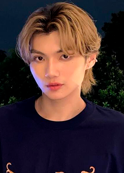 Perth Patsarut Kooncharoen (2002)