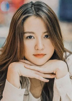 Phingphing Nicha Piyawattananon (1999)