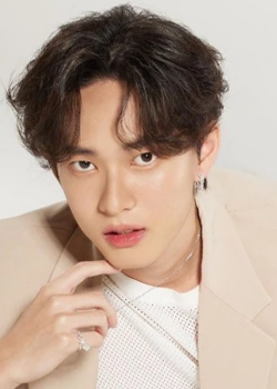 Pooh Krittin Kitjaruwannakul (2003)