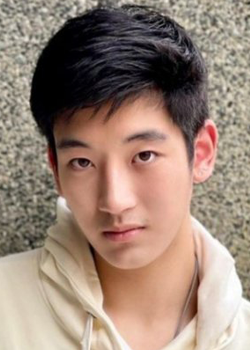 Pooh Phiangphor (2004)