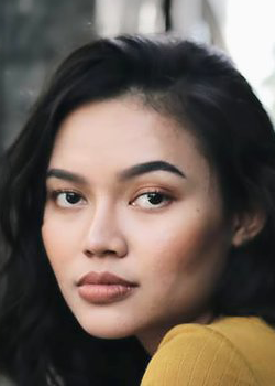 Porsri Nawaporn Boonmee (1991)